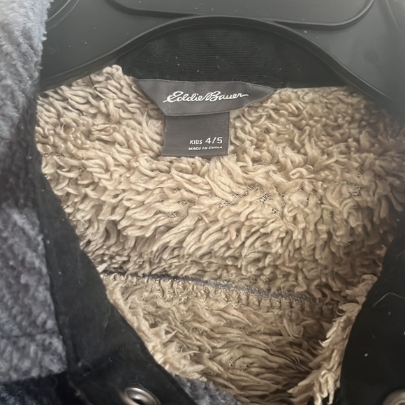 Eddie Bauer Jacket Boys 4/5 Black Gray Plaid Fleece Shacket Flawed - Picture 2 of 4